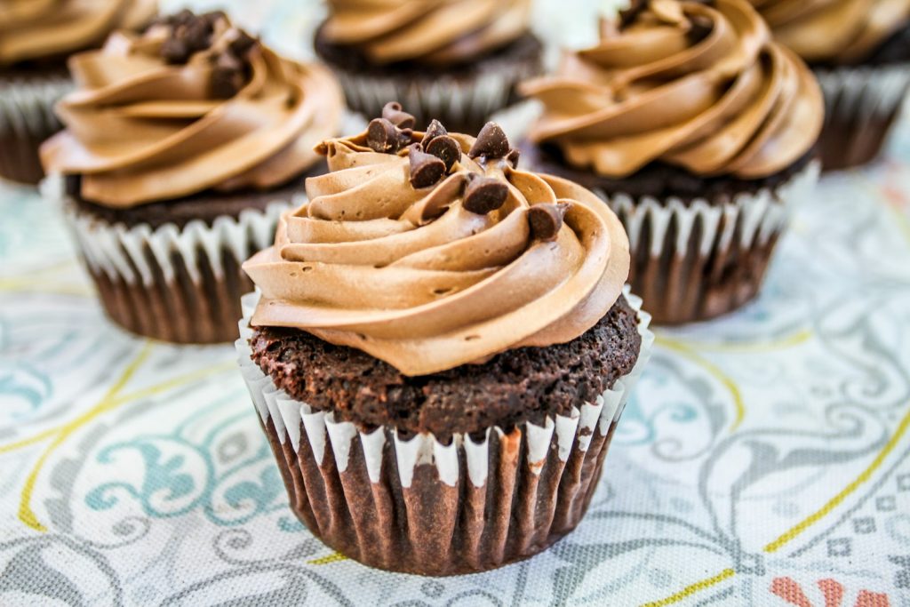 Chocolate cupcakes with swirled frosting